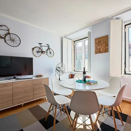 Apartment Aesthetic Riverview In Historical Lissabon