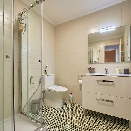 Apartment Aesthetic Riverview In Historical Lissabon