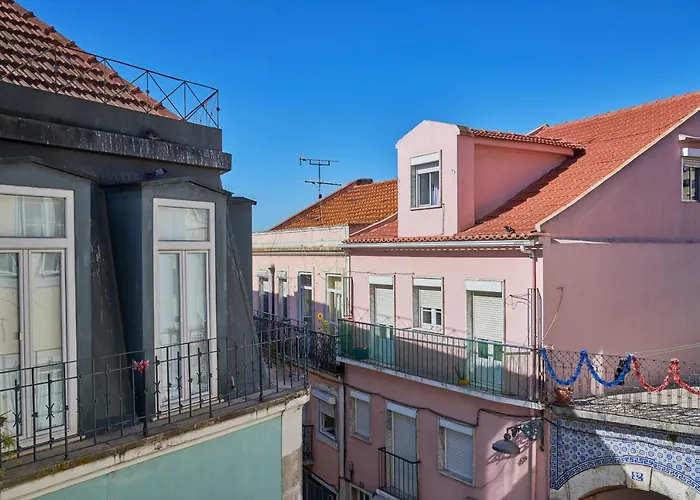 Aesthetic Riverview In Historical