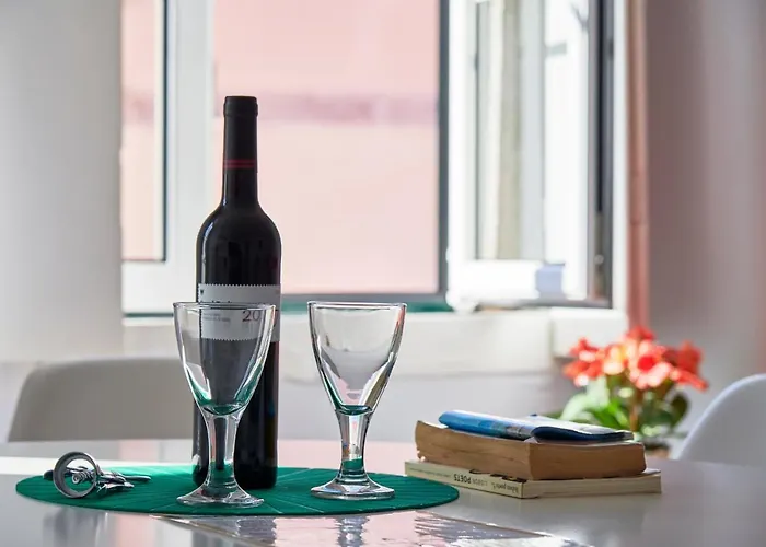 Aesthetic Riverview In Historical *